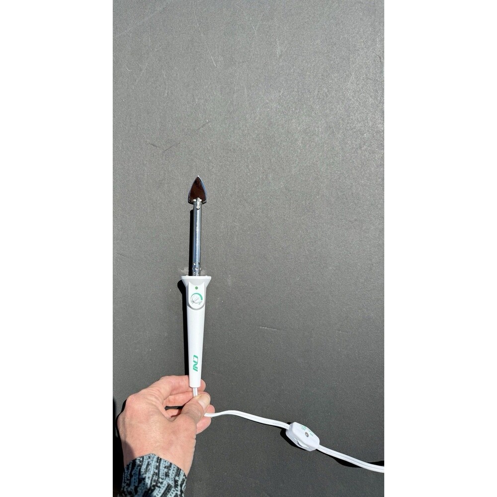 Clover Needlecraft Mini Iron McI-900 for Crafts and Quilting No Bag